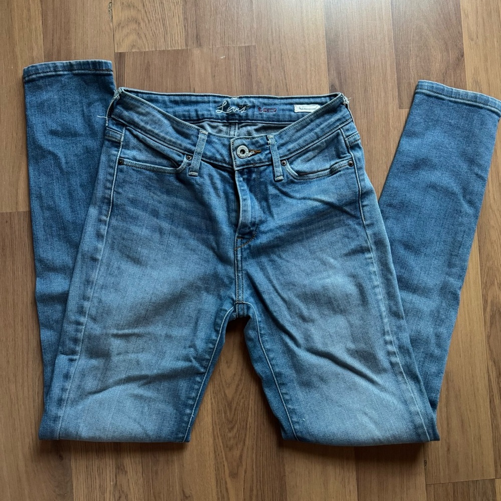 Levi's Women's Classic Blue Skinny Jeans